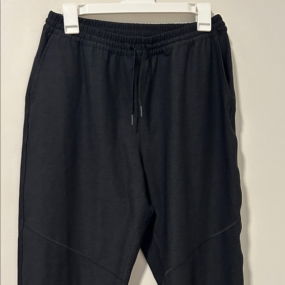 Outdoor Voices Men’s Sweatpants Track Pants Joggers Lightweight Size Medium - Picture 1 of 5